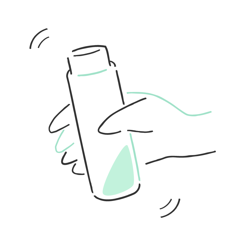 パウダーが均一になるように、本体をよく振る。