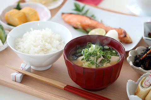 食べ物を意識して、理想的な腸内環境へ