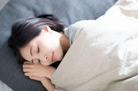食事や睡眠など生活習慣を改善して、身体や排便のリズムを整えよう