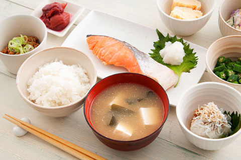 バランスの取れた食生活を心がける