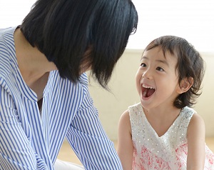 「気づいてあげる」ことが大切！乳幼児の視力の成長のために、親が知っておきたいこと